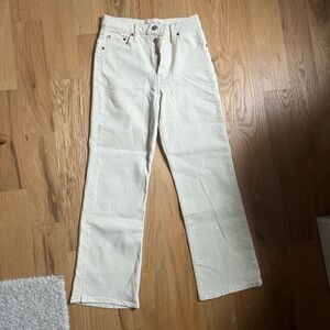 Levi's Ribcage Crop Boot Cut Jeans Classic Style (White/Cream)